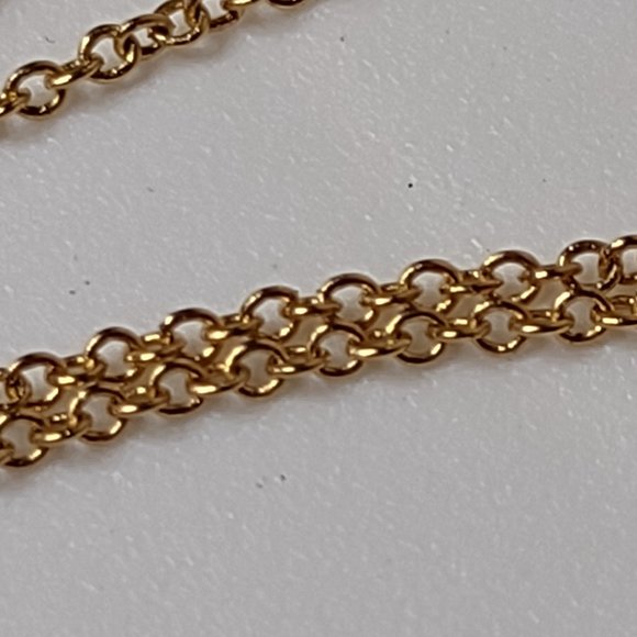 Vintage Small Leaf Shaped Pendant Necklace 18.5 Inches Long - Picture 9 of 15